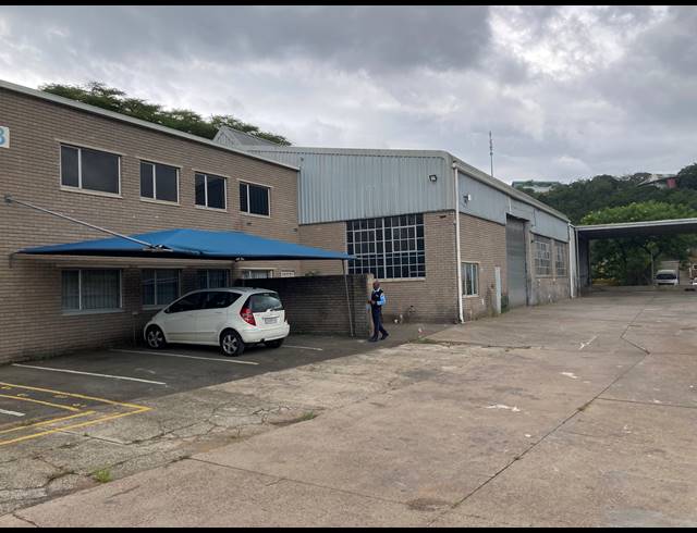 1,538M² WAREHOUSE TO LET IN WESTMEAD